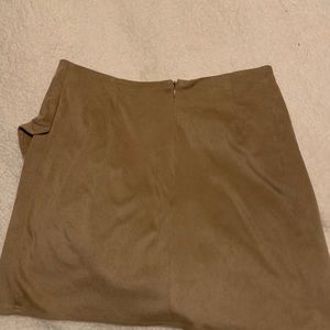 Jack by BB dakota suede tan brown skirt ruffle women’s size 6